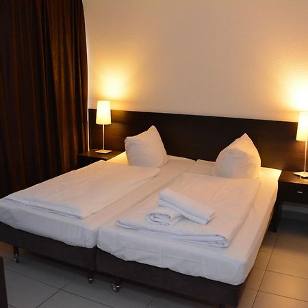 Mosel Hotel Frankfurt am Main Eksteriør billede