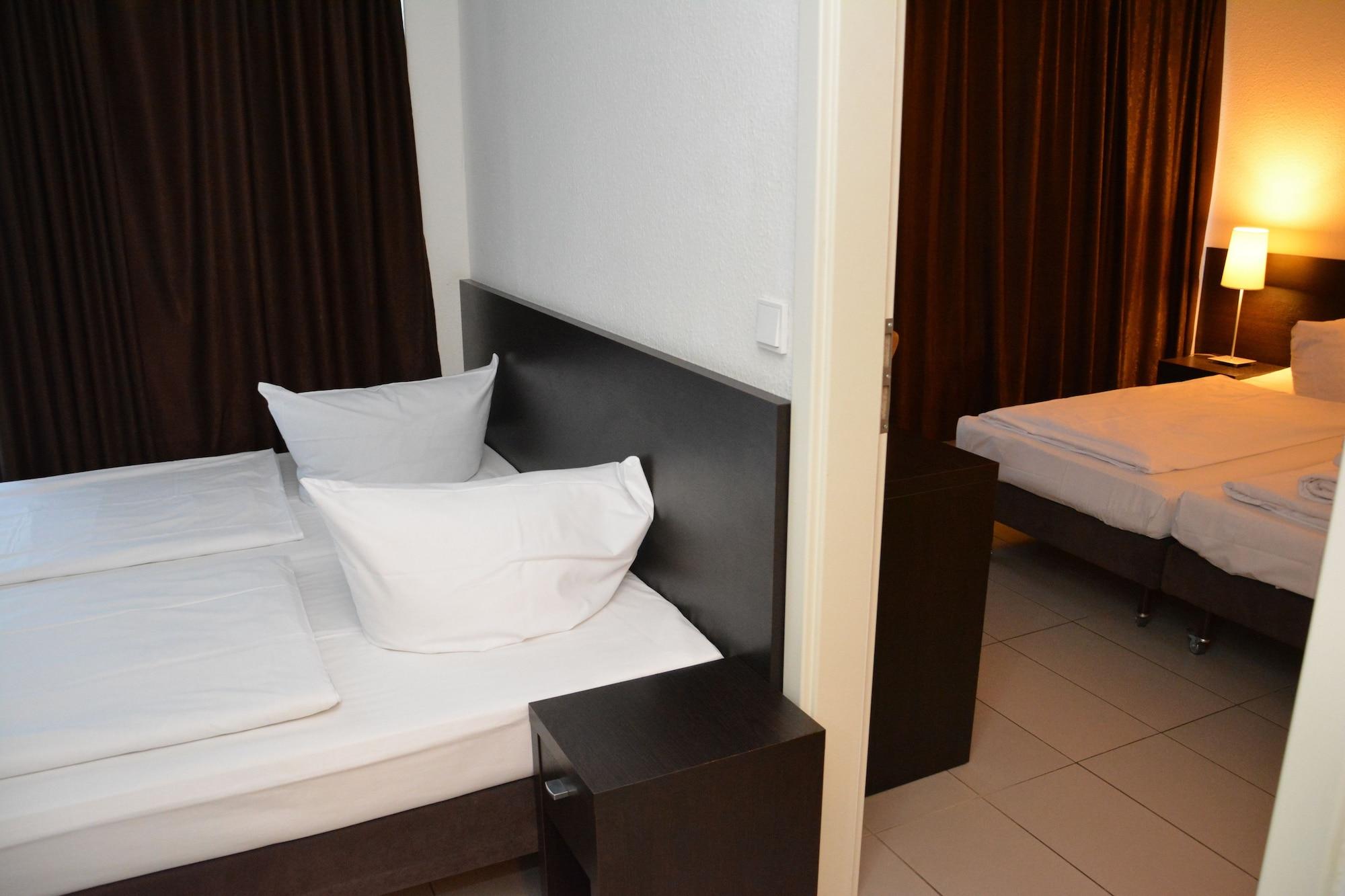 Mosel Hotel Frankfurt am Main Eksteriør billede