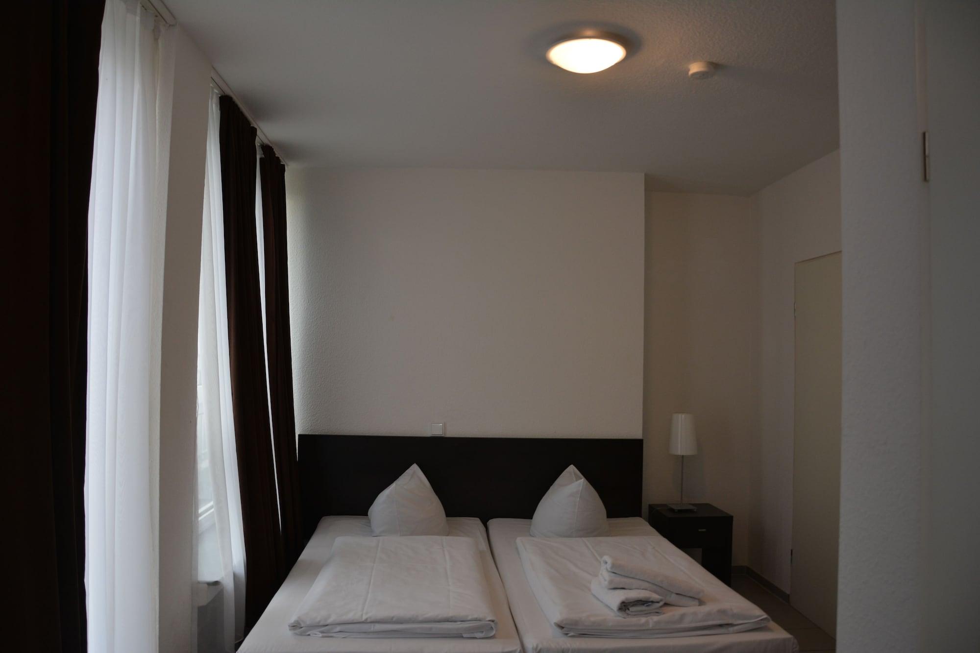 Mosel Hotel Frankfurt am Main Eksteriør billede