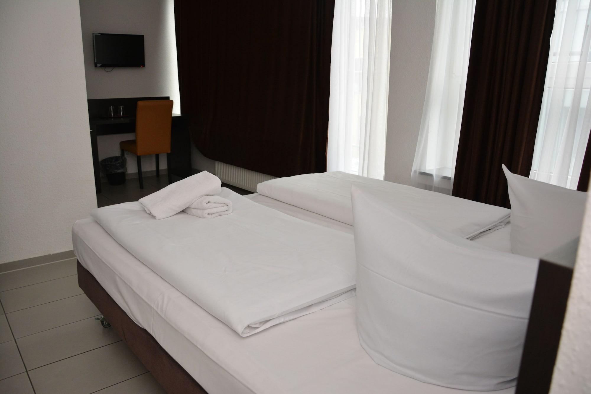 Mosel Hotel Frankfurt am Main Eksteriør billede