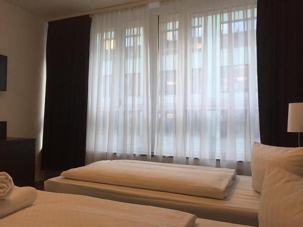 Mosel Hotel Frankfurt am Main Eksteriør billede